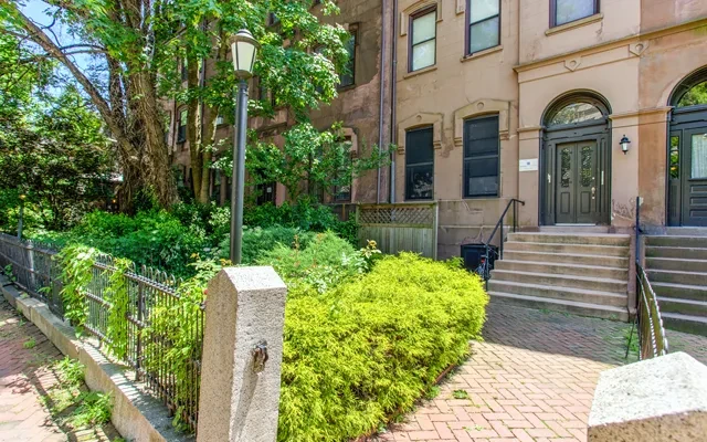 UCA - 4114 Spruce Street 1