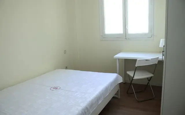 Nice double room in Calle Velázquez 0