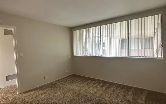301 Oceano Avenue - Santa Barbara student accommodation - 1 Bed 1 Bath