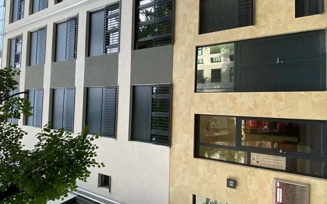 Beautiful 1-room apartment in the heart of Charlottenburg. **Rent incl. internet 3