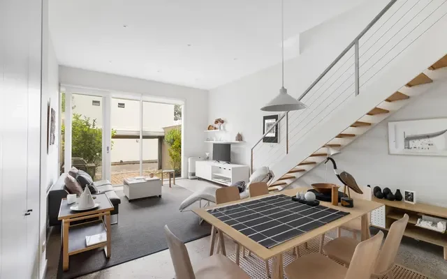 6 Greig Street, Albert Park 1