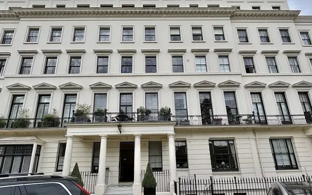 Hyde Park Gardens 10585# 0