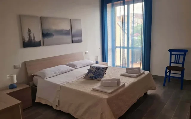 Apartment in Via Brisi, Ciro Marina for 100 m² with 2 bedrooms 1