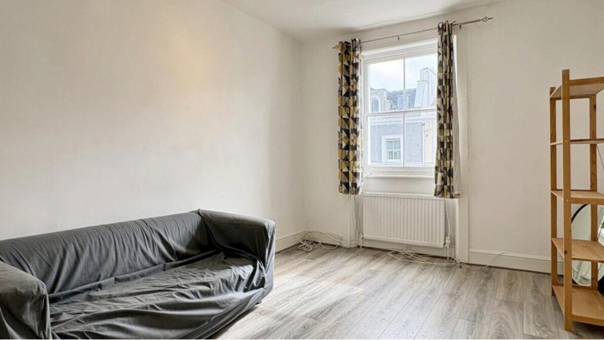 LH-Ladbroke Crescent 3