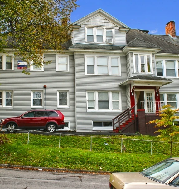 201 Comstock Avenue