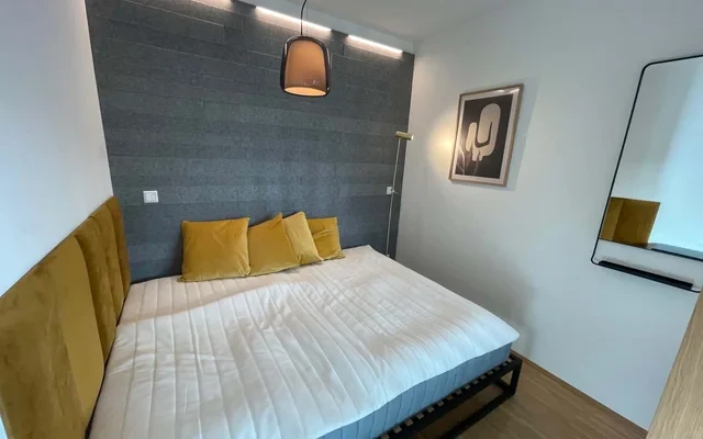 neues modernes 1,5 Zimmer Apartment mit viel Sonne nahe Ostkreuz 3