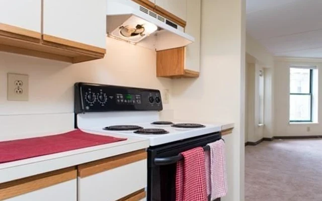 Peterborough, Boston, MA 02215 3