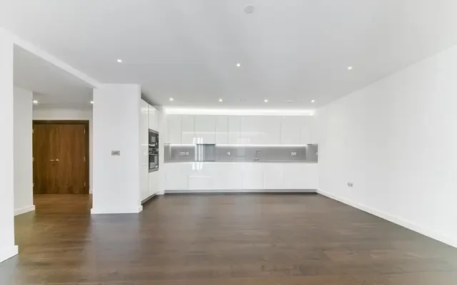 Malthouse Road, London, SW11 7BY 1