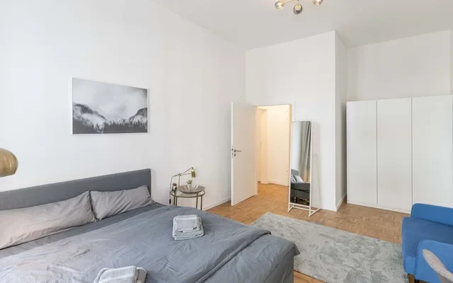 Beautiful 4 bedrooms apartment in Berlin Prenzlauer Berg 2