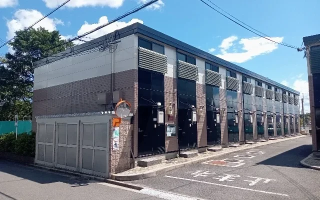 レオパレスヴィラパルク壱番館 0