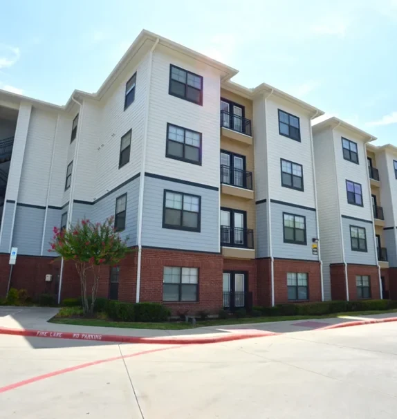 Midtown 905 in Denton