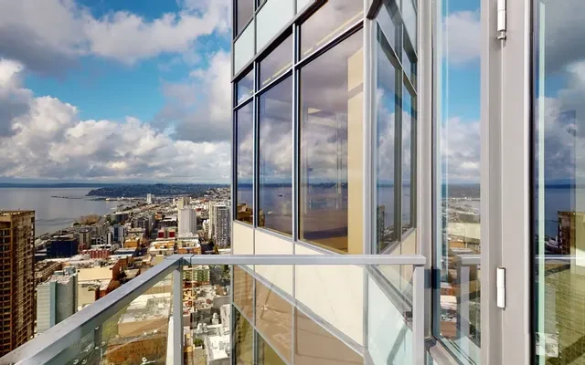 Tower 12 0