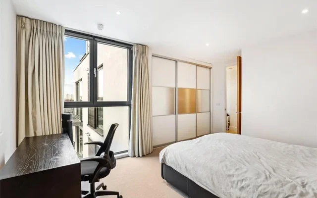 LH-Ellesmere Court 2