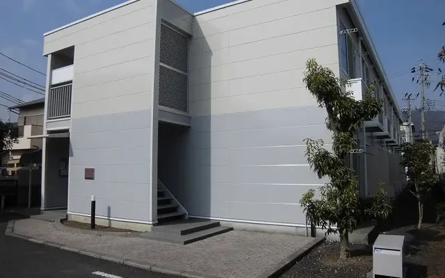 レオパレスハピネス２１ 0