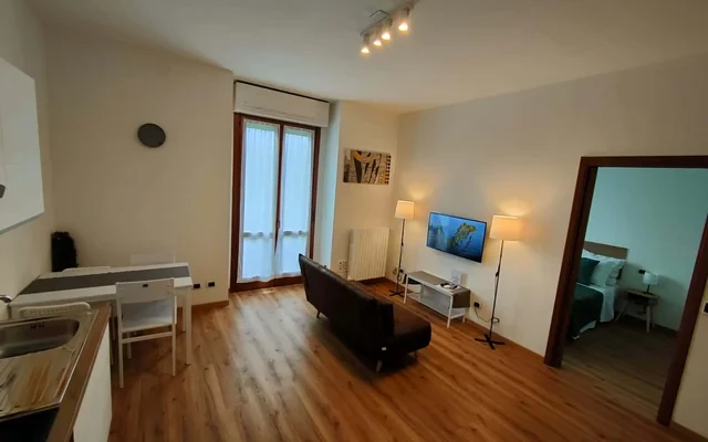 Viale Corsica, Milano 1