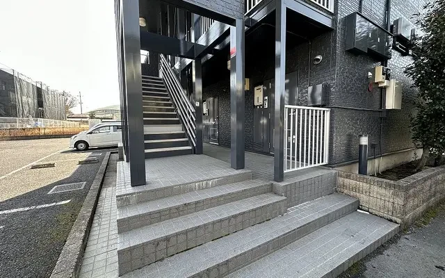レオパレスエスポワール 3
