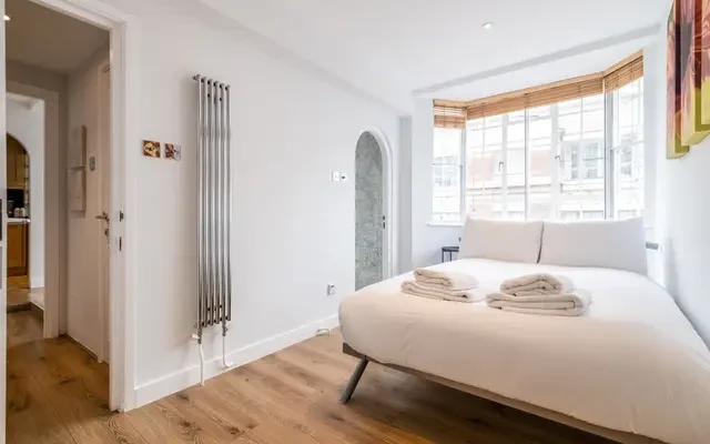 Sloane Ave 12167# 4