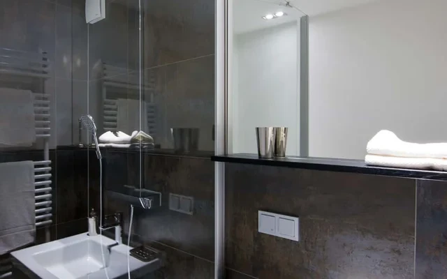 iFIVE- Cosy Apartment in the center of Dusseldorf 3