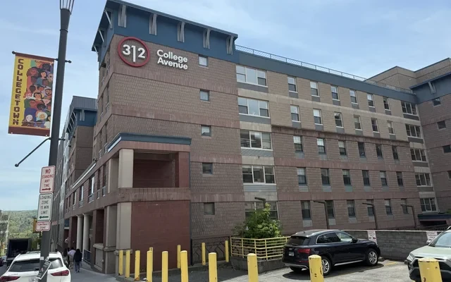 312 College Ave 0