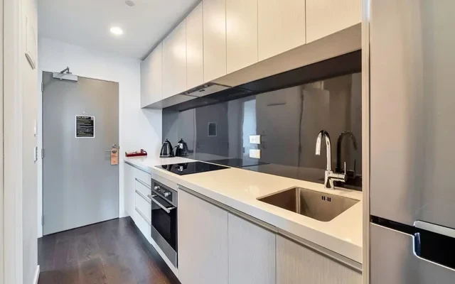 32 Swanson Street 3