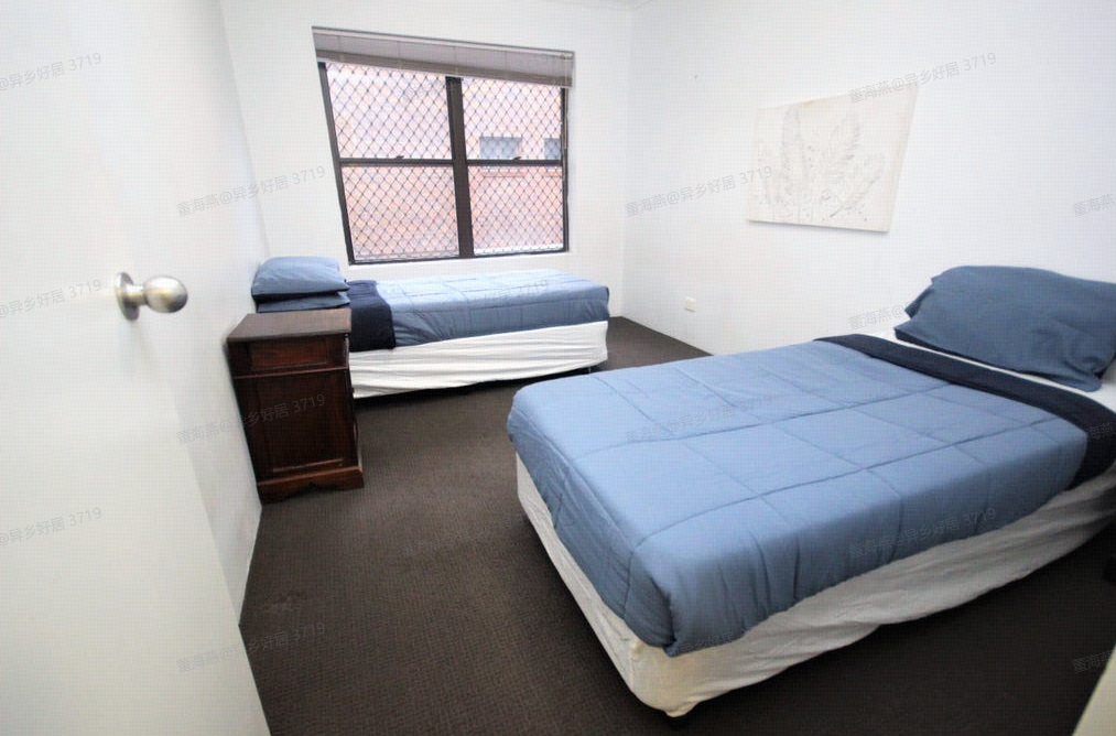 2 bed 2 bath