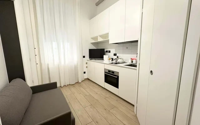 Apartment in Via Felice Casati, Milano for 20 m² 1