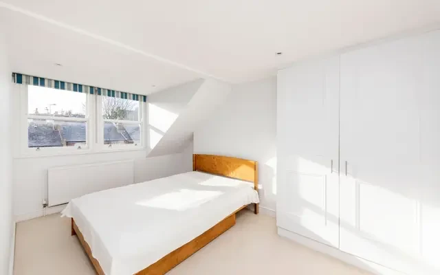 Denning Road, London, NW3 1ST 1