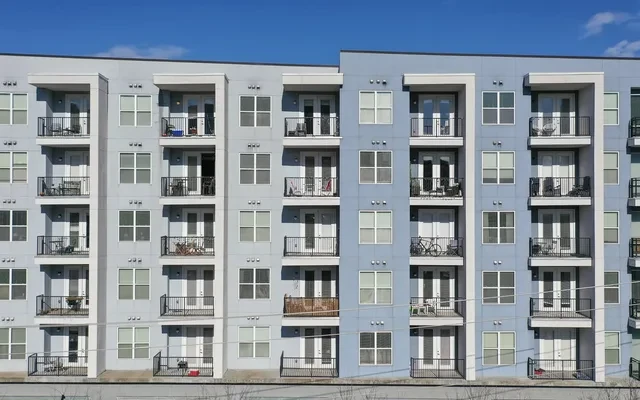 Infinity Midtown Apartments 1