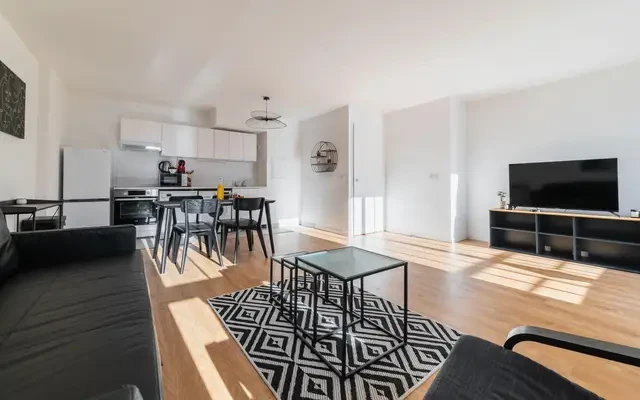 Saint-Ouen 93e·89.26m²·F4·Appartement·With furniture 0