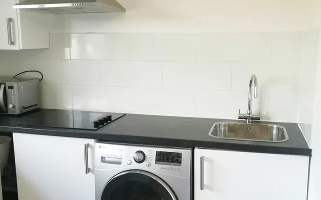 45 Coombe Road 1