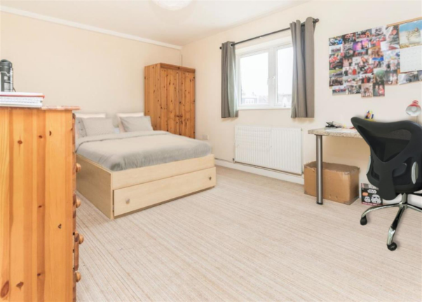 UNI HOUSE PLACE