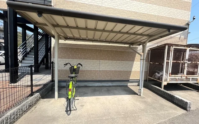 レオパレス山の手 2