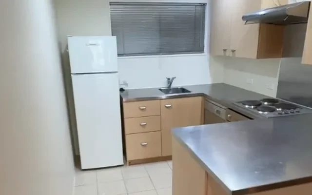 8 Ronayne Street 2