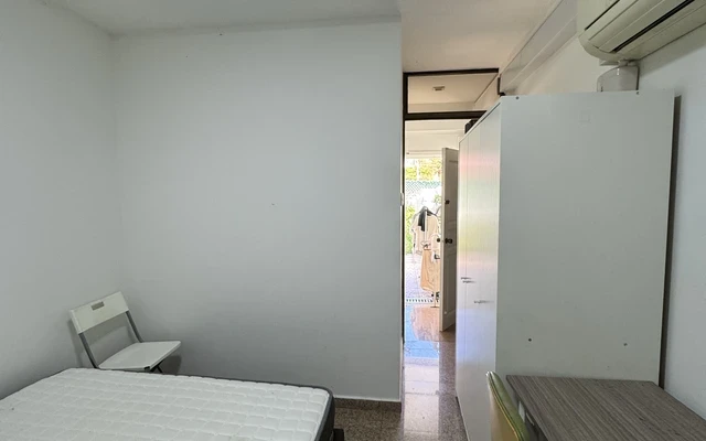 10 Springwood Ave 3