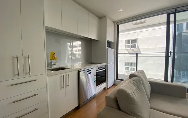 438 Queen Street 3