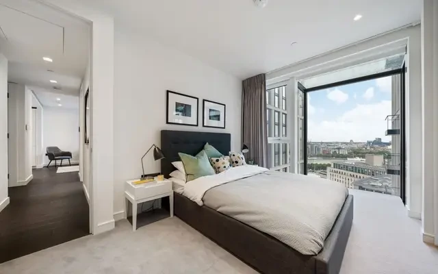 Casson Square, Southbank, London, SE1 7GU 4