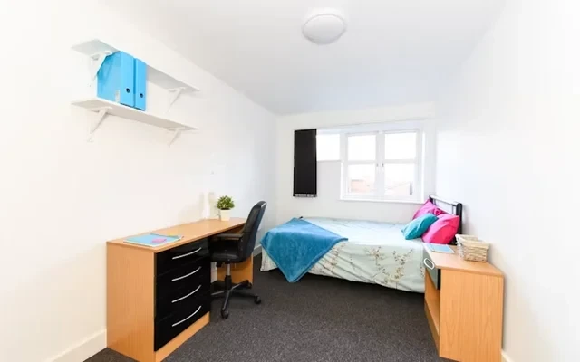 Brookland Road - Leicester student accommodation - Three bed apartment