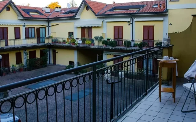 Apartment in Via degli Arconati 4