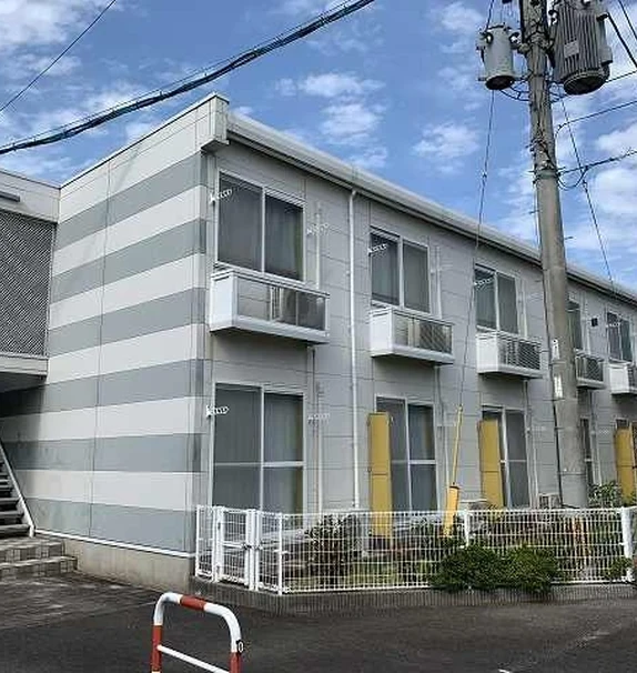レオパレスくばら駅