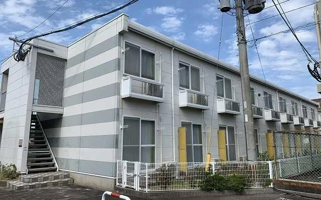 レオパレスくばら駅 0