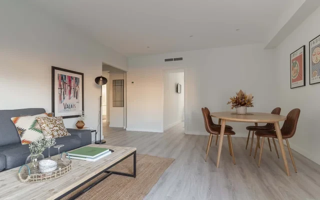 Modern apartment-2Bedrooms 1Bathroom-Chamberi 3