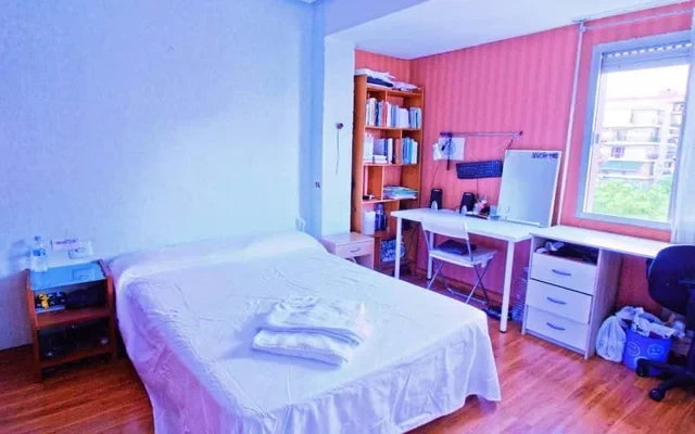Piso de 3 habitaciones en Algiros 0
