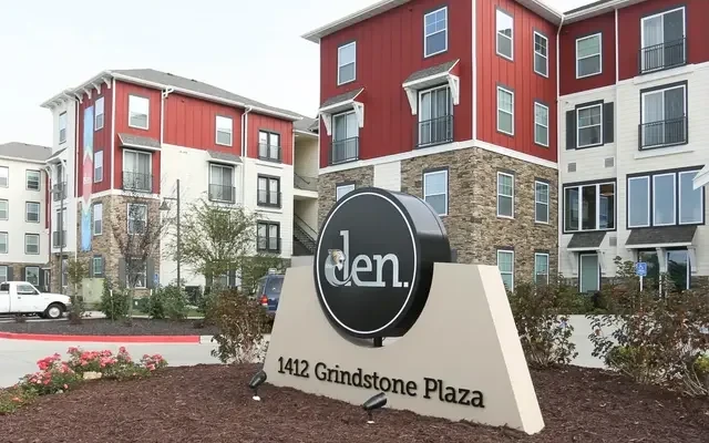 The Den Columbia 2