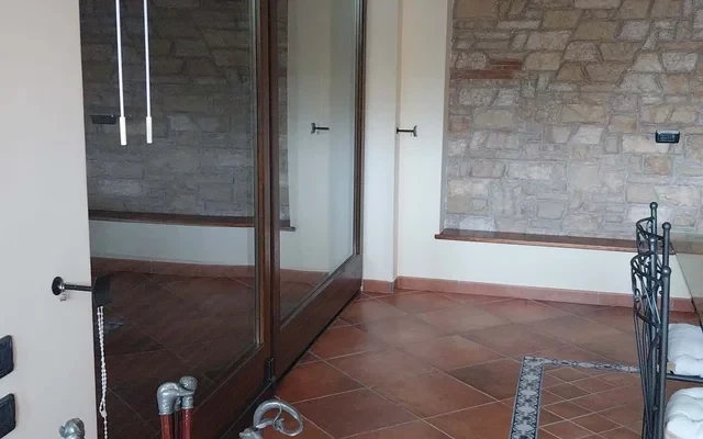 Apartment in Via San Romualdo, Napoli for 160 m² with 3 bedrooms 1