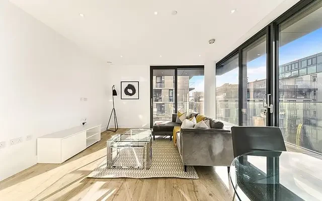 Perilla House, Stable Walk, Aldgate, London, E1 8ZF 2