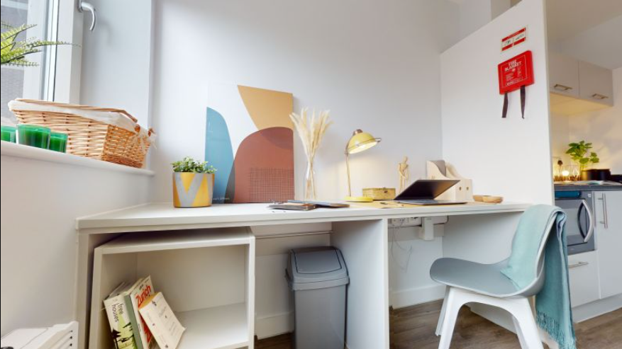 Bronze Studio Premium