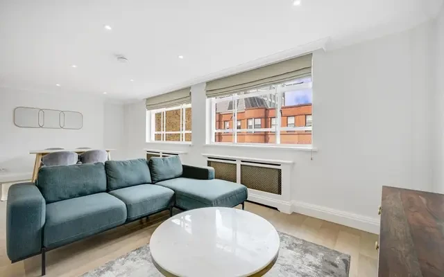 37 Duke Street, St James's, London, SW1Y 6DF 0