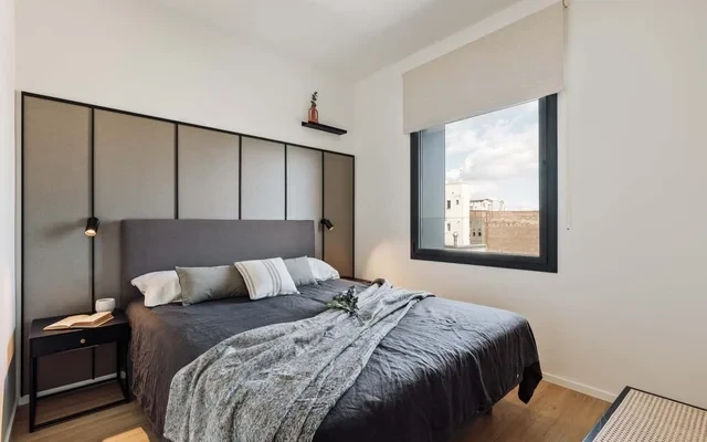 Serrat - 1 bedroom and office in Poblenou 2