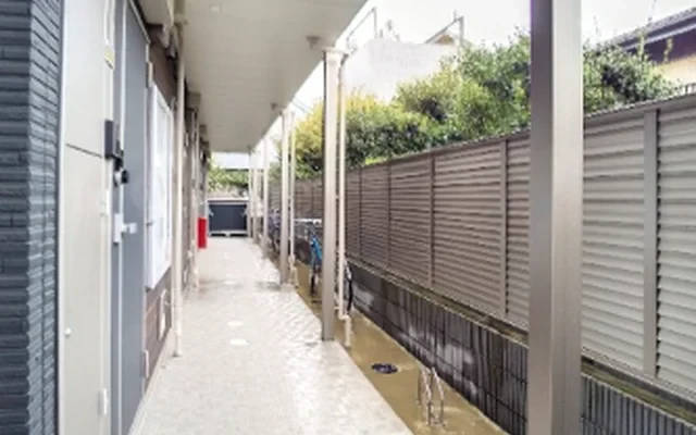 クレイノベル　ヴァレー 105号室 1