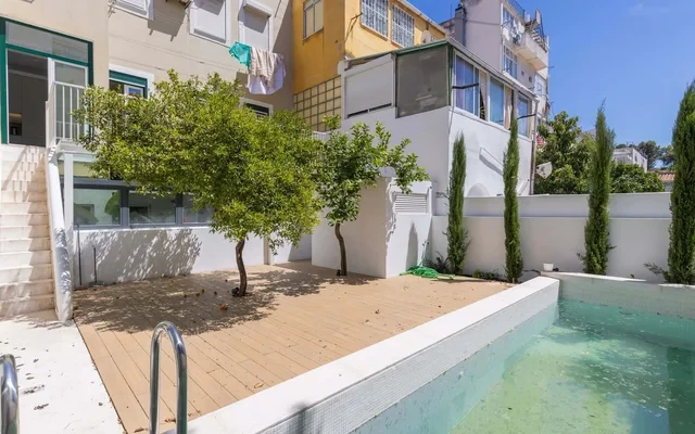 Lisbon Hidden Oasis With Pool 0